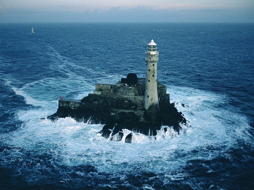 Fastnet Rock Lighthouse in County Cork, Ireland, oceans, nature, lighthouses, water HD wallpaper