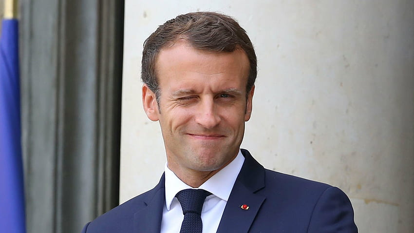 Exclu Voici – Les d'Emmanuel Macron en maillot de bain : il s'amuse comme un fou ! HD wallpaper