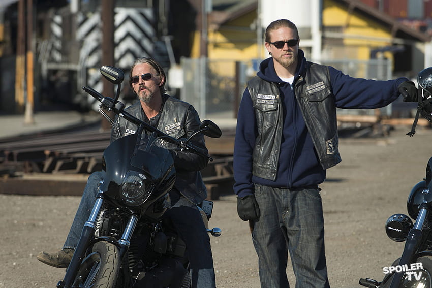 Sons Of Anarchy' Recap: A Bloody, Gruesome And Heart Wrenching, Sons of Anarchy Cast HD wallpaper