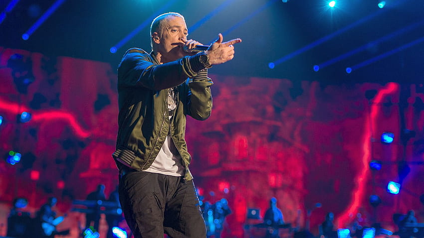Eminem's Abu Dhabi concert described as chaos HD wallpaper