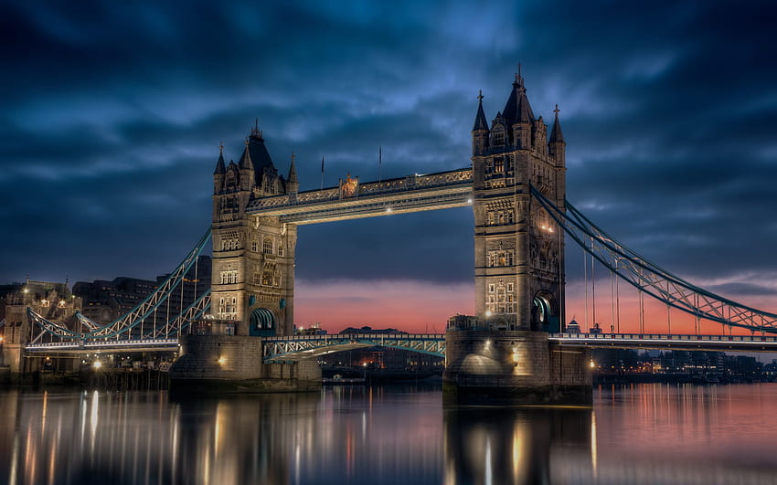 London Bridge, London at Night HD wallpaper