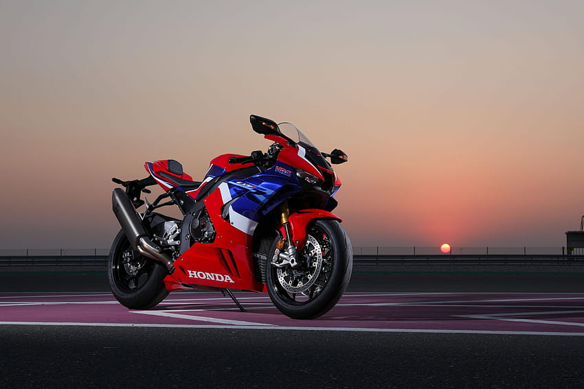 Honda CBR1000RR R Fireblade Motorrad bei Sonnenuntergang, Honda Fireblade HD-Hintergrundbild