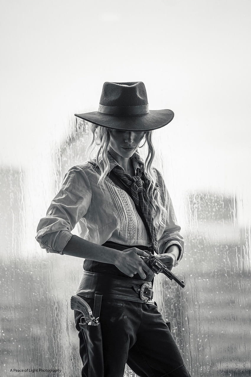We're more ghosts than people. Here is my Sadie Adler cosplay! I swear the colors are right - I just loved the black and white mood. : reddeadredemption HD phone wallpaper