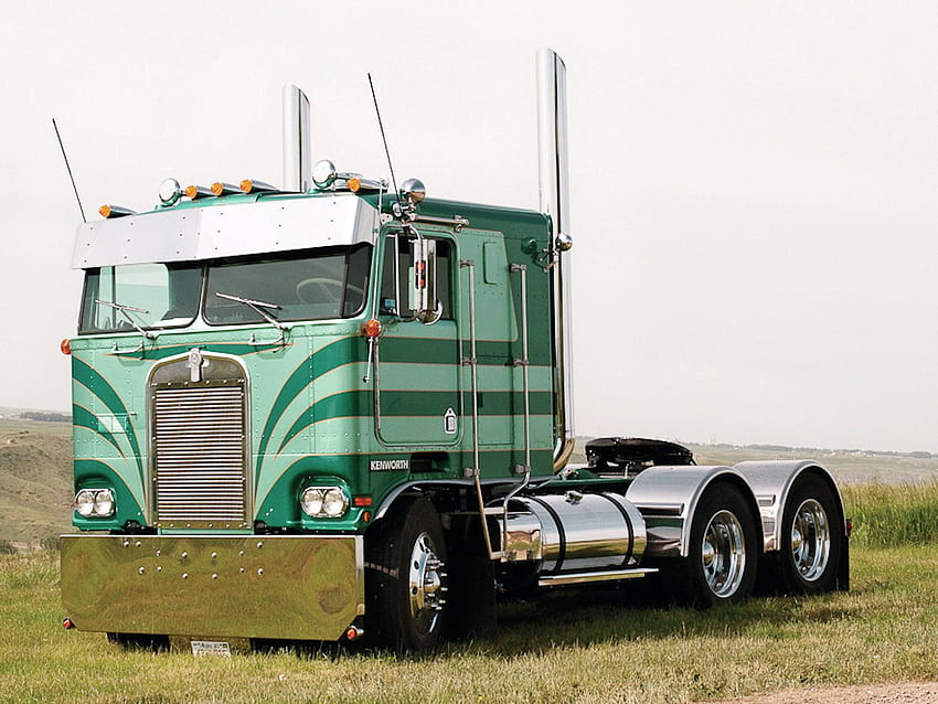 Custom Semi Truck - Kenworth K100 Green -, Big Truck HD wallpaper