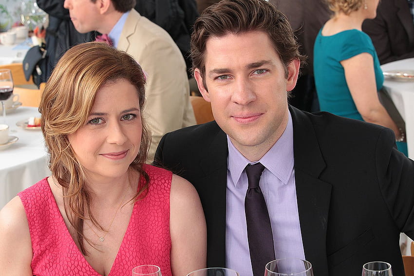 The Office's Jim and Pam Were Originally Supposed to Break Up, Jim Halpert and Pam Beesly HD wallpaper