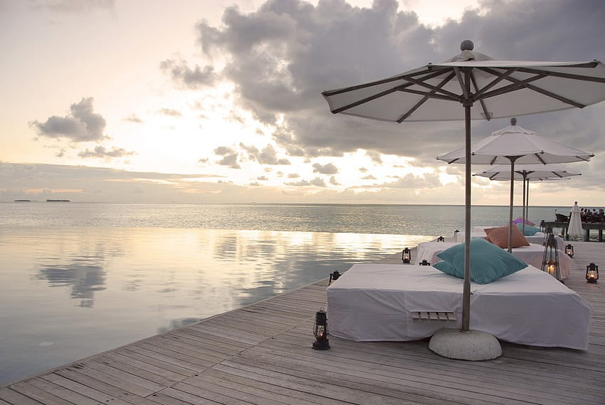 Antara Resort, mare, Maldive, resort, crepuscolo Sfondo HD