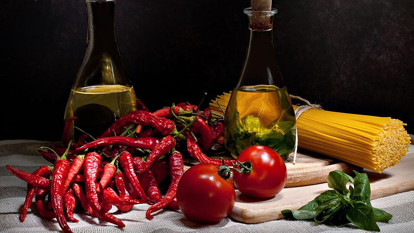 Feinschmecker einstellen. Tomaten, Chili und Olivenöl HD-Hintergrundbild