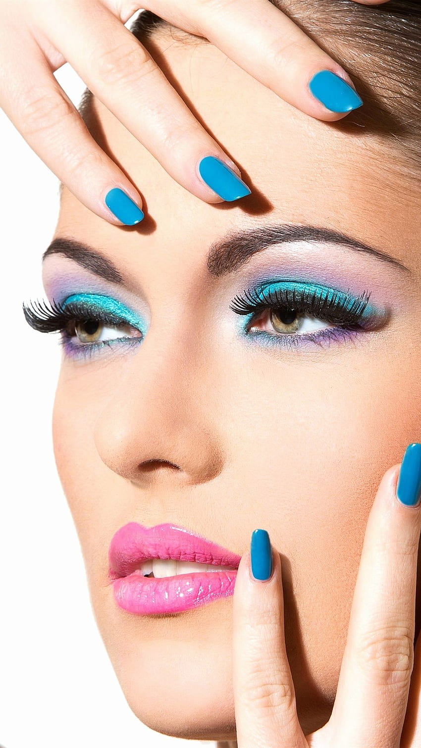 Nails Awesome Fashion Girl Makeup Blue Colored Nails U Ideas - Left of the Hudson Tapeta na telefon HD