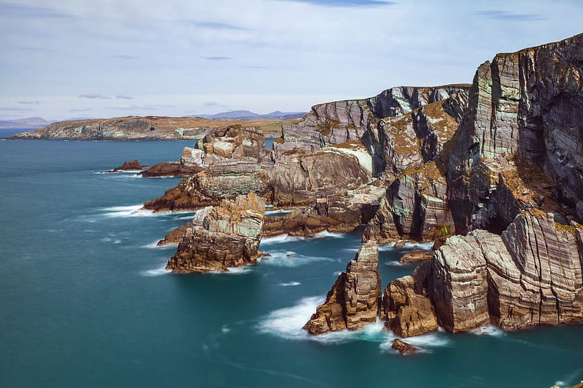 Mizen Head, Ireland: Where Sea Meets Sky at the Extreme Edge HD wallpaper