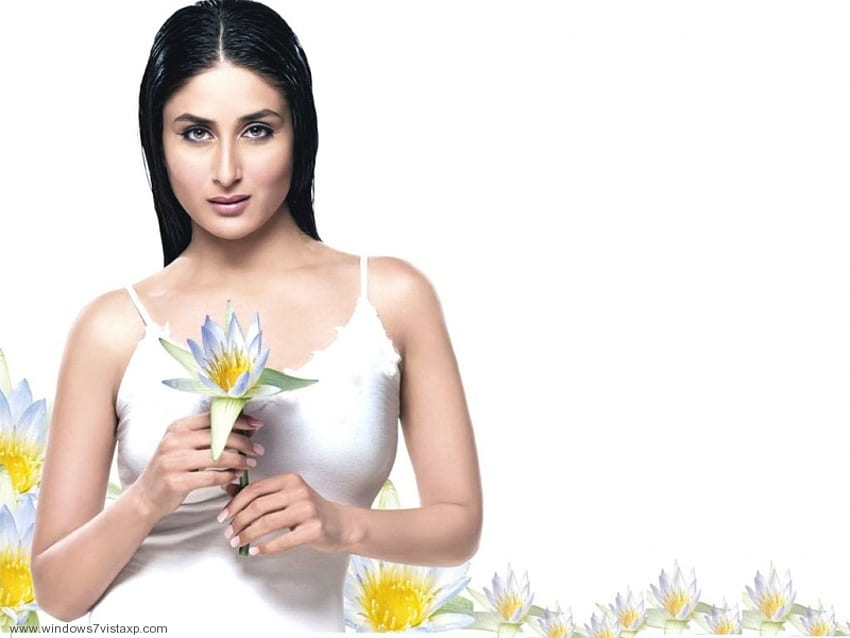 Kareena Kapoor ขาว บอลลีวูด น่ารัก สวย นักแสดงหญิง ความงาม ผู้หญิง ดอกไม้ อินเดีย ศิลปิน วอลล์เปเปอร์ HD