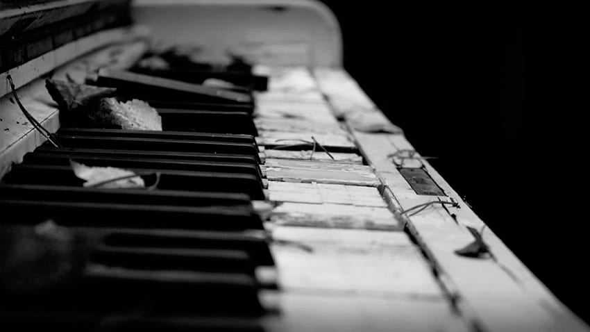 .....piano, old, white, black, music, piano, mood HD wallpaper