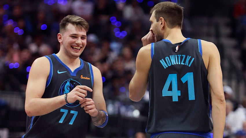 De'Aaron Fox, Kings get first glance at 'hell of a player, Luka Doncic HD wallpaper