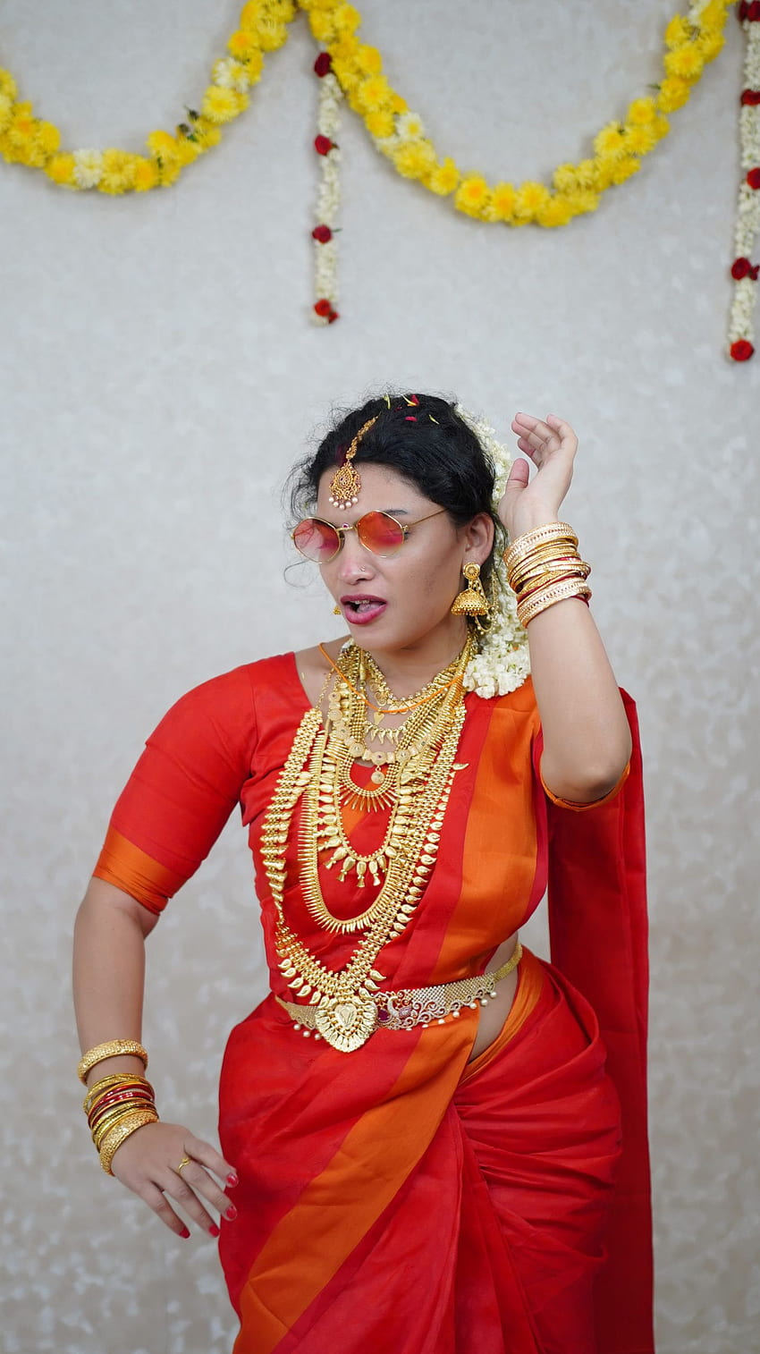 Reshmi Nair, Mallu-Schauspielerin, Model, Saree-Liebhaberin, Saree-Schönheit, wunderschön HD-Handy-Hintergrundbild