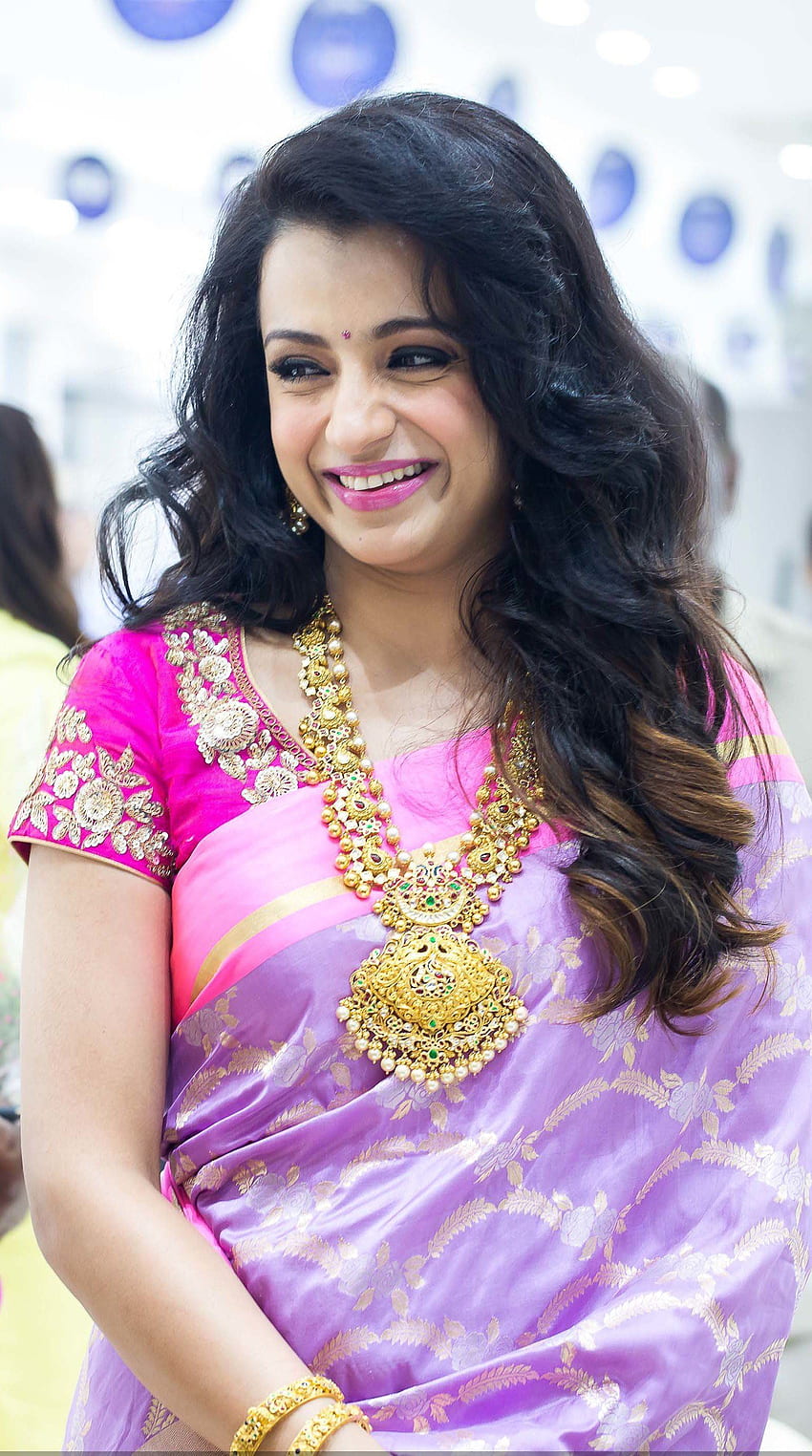 Trisha krishnan ล่าสุดและยอดเยี่ยม นักแสดงหญิง Trisha Krishnan วอลล์เปเปอร์โทรศัพท์ HD