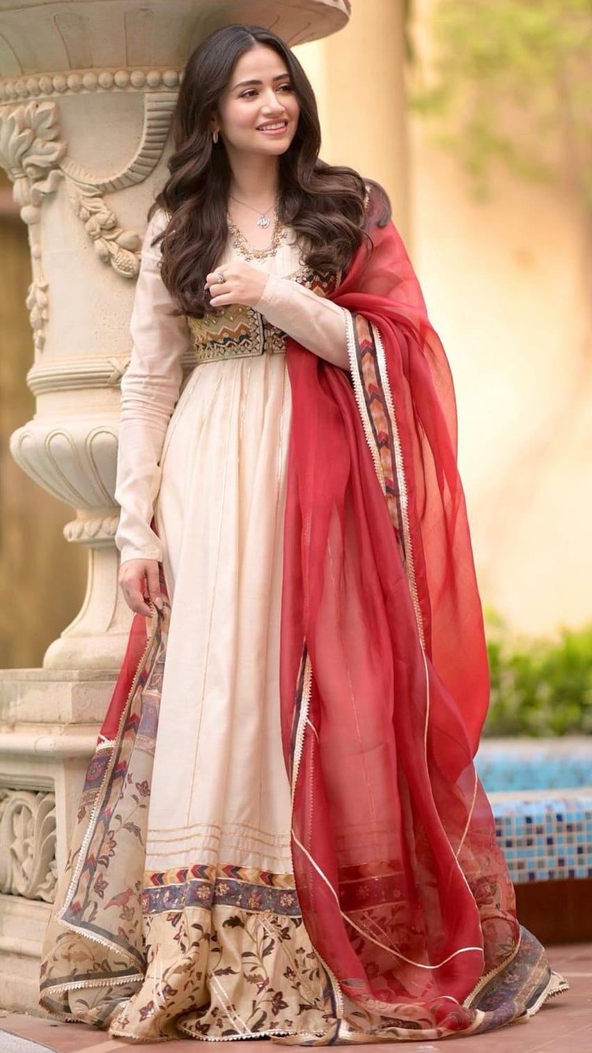 Sana Javed, sari, piękna, ładna, street_fashion, sari, pakistan Tapeta na telefon HD