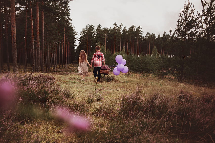 Kinder, Liebe, Luftballons, Paar, Paar, Spaziergang, Korb, Stimmung, Luftballons, Kindheit HD-Hintergrundbild