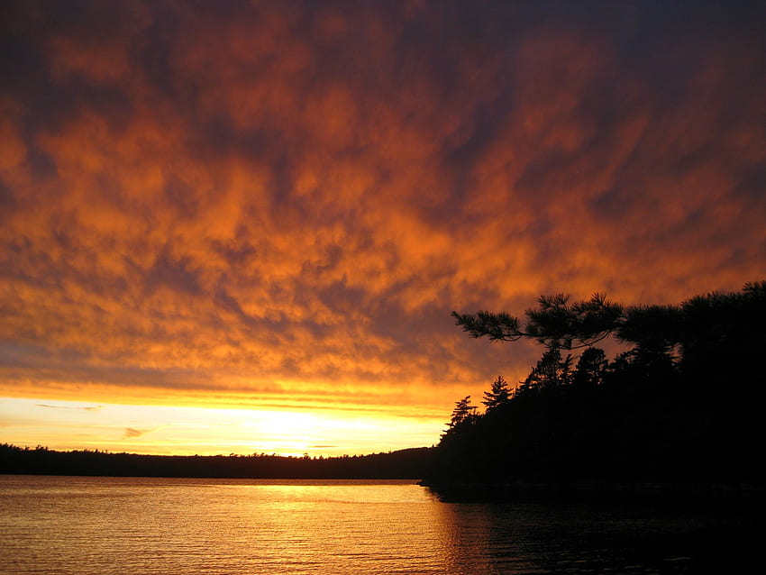 Sunset Solitude, clouds, dusk, lake, sunset HD wallpaper