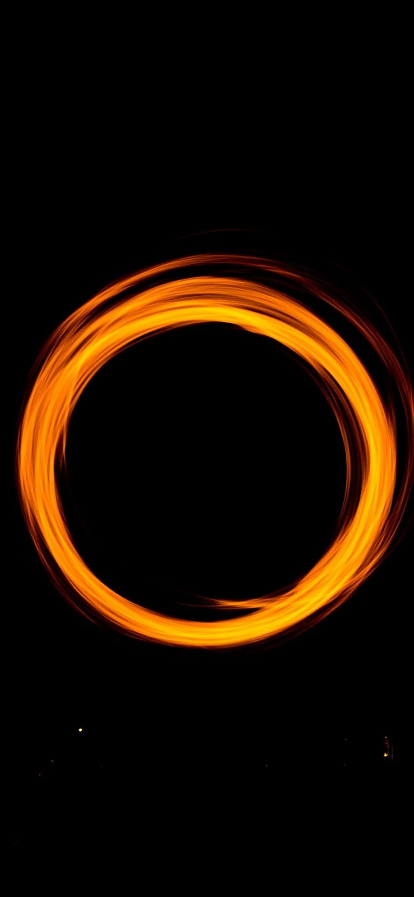 Оранжев светъл кръг, черен фон HD тапет за телефон