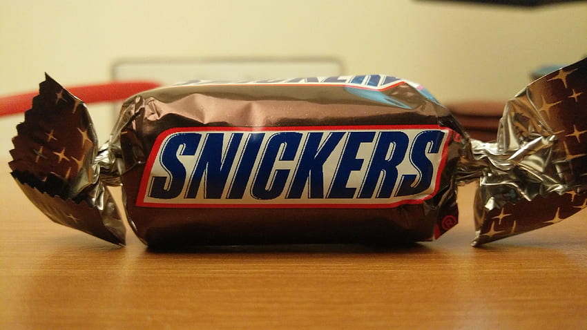 stock of chocolate, snickers HD wallpaper