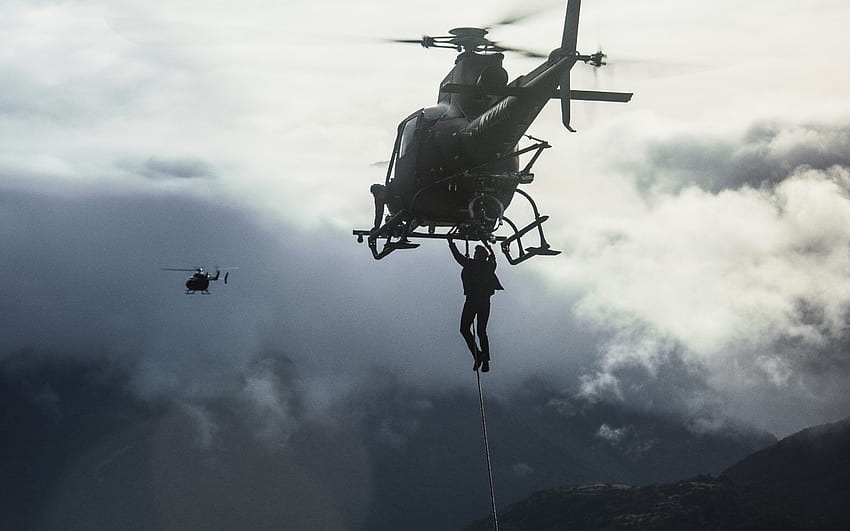 Mission Impossible Fallout, 2018, Tom Cruise, scena con un elicottero, nuovi film, schermate, poster, promo per con risoluzione . Alta qualità Sfondo HD
