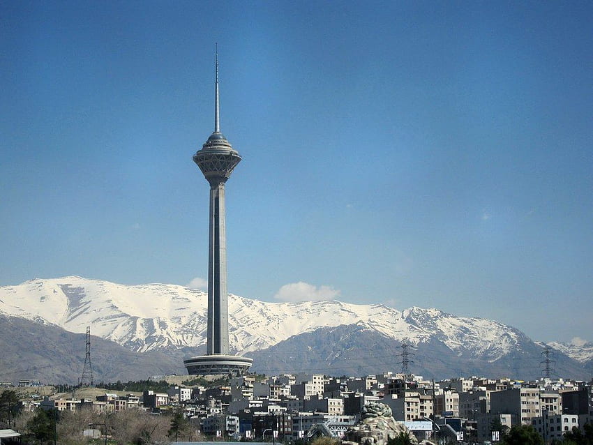 Milad Kulesi. Milad Kulesi ve Tahran manzarası HD duvar kağıdı
