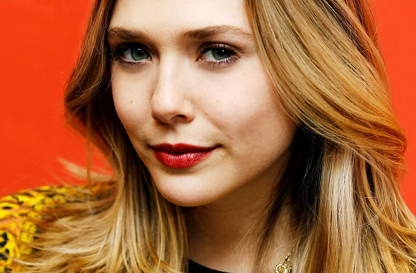 Elizabeth Olsen Untuk The Scarlet Witch di Avengers 2? - Schmoes Wallpaper HD