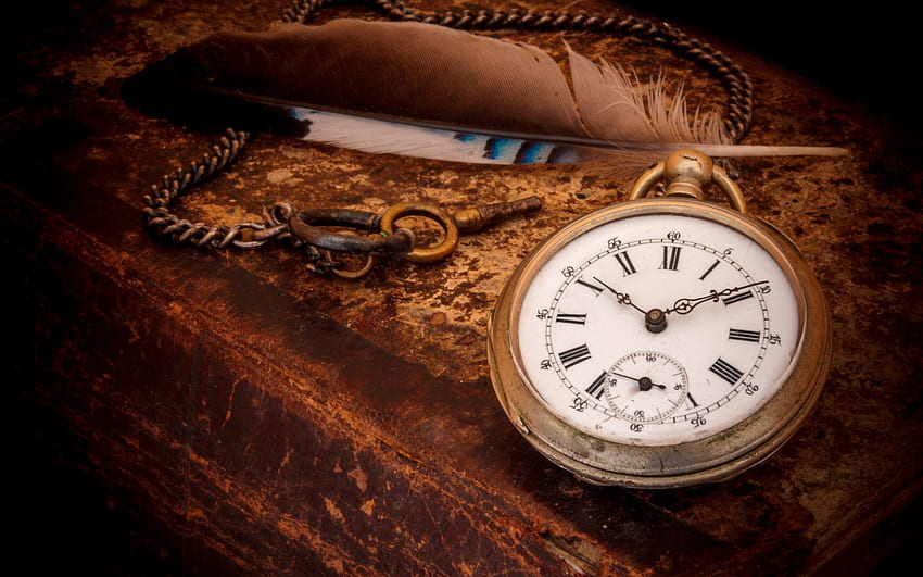 古い懐中時計、時間の概念、古い本、時計、懐中時計 高画質の壁紙