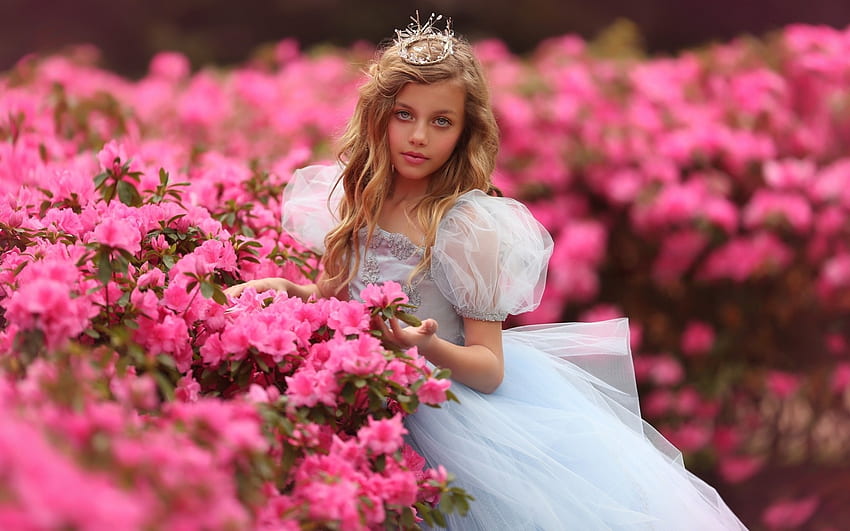 Mała księżniczka, biała, dziewczyna, sukienka, kopia, mała, różowa, tiara, kwiat, księżniczka, dziecko Tapeta HD