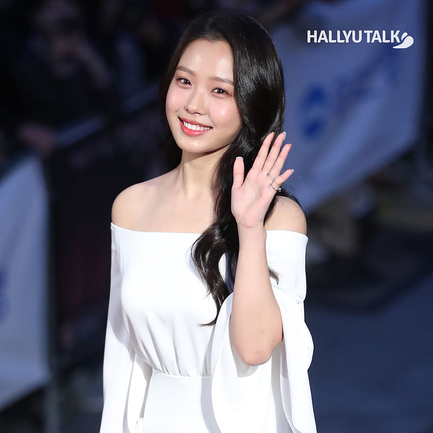 Pemeran utama Youth of May, Go Min Si dilaporkan berperan dalam film kriminal baru yang dibintangi Kim Hye Soo dan Yeom Jung Ah wallpaper ponsel HD