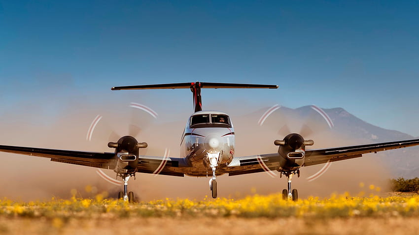 Beechcraft King Air 350 takeoff [] : HD wallpaper