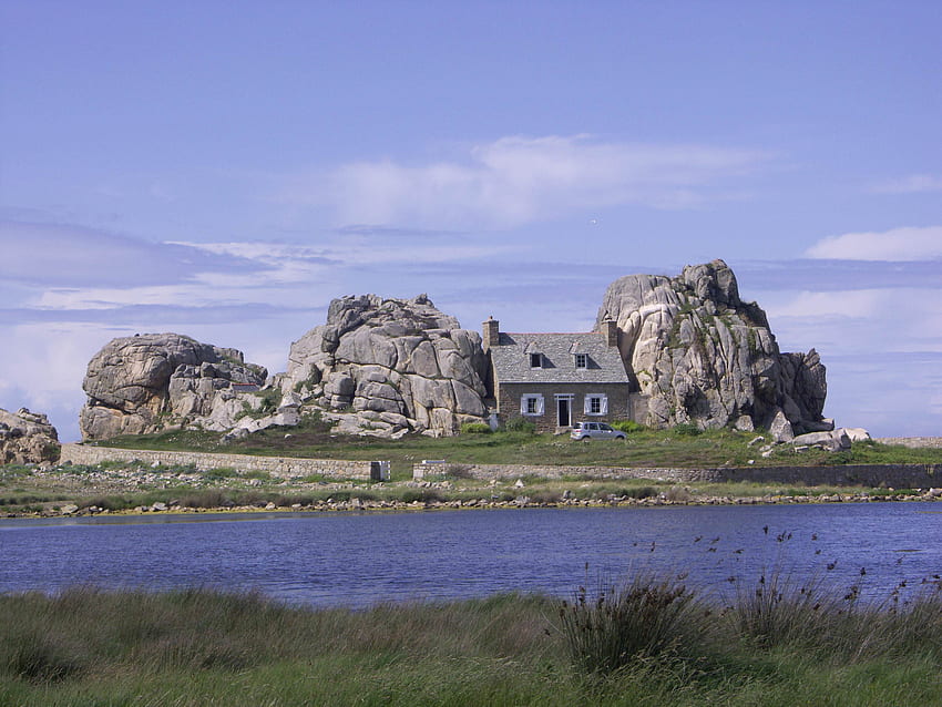 House among the rocks in Brittany, France and, Bretagne France HD wallpaper