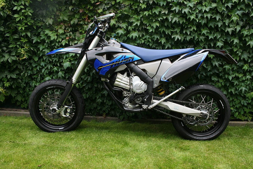 Blue and gray motocross dirt bike, Husaberg FS750, Supermoto HD wallpaper