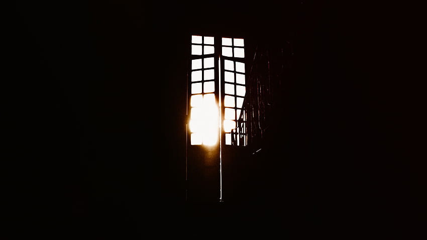 puerta, oscuro, habitación, luz del sol, barandilla fondo de pantalla