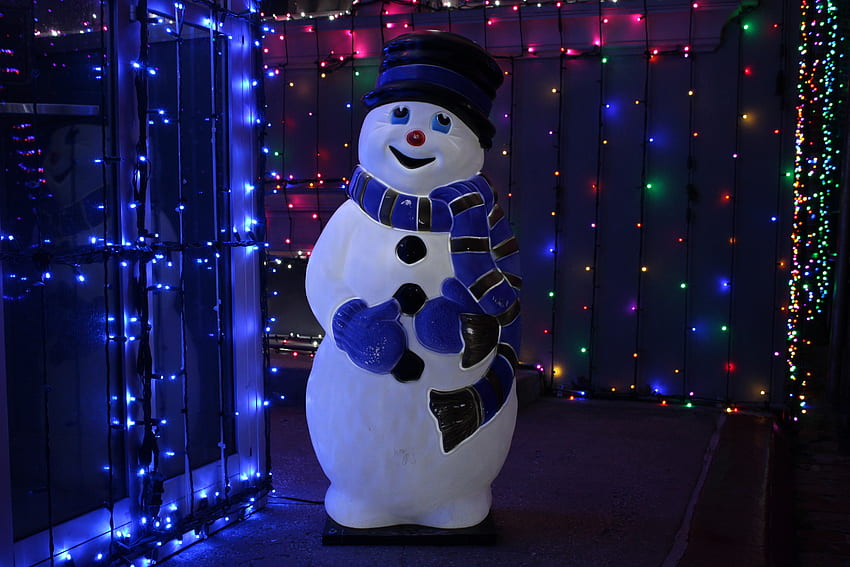 feriados, ano novo, boneco de neve, natal, iluminação, luz de fundo, guirlanda, guirlandas papel de parede HD