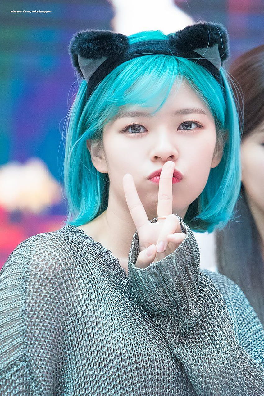 Literalmente solo 60 cabellos azules brillantes de Jeongyeon de TWICE ...