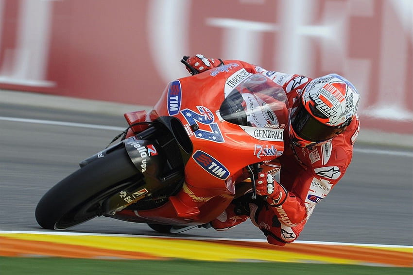 Casey Stoner to Decide on a MotoGP Race After the First Tests HD wallpaper