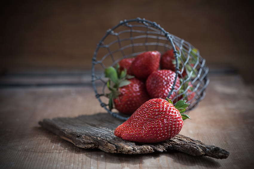 Strawberry, Food, Berries, Basket, Ripe HD wallpaper