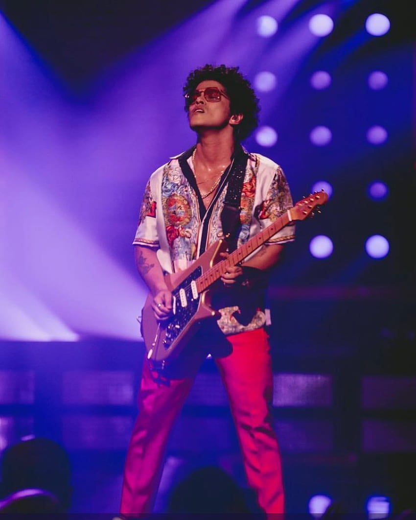 Promo for Bruno Mars 2 Magic Live At The Apollo. The special airs on