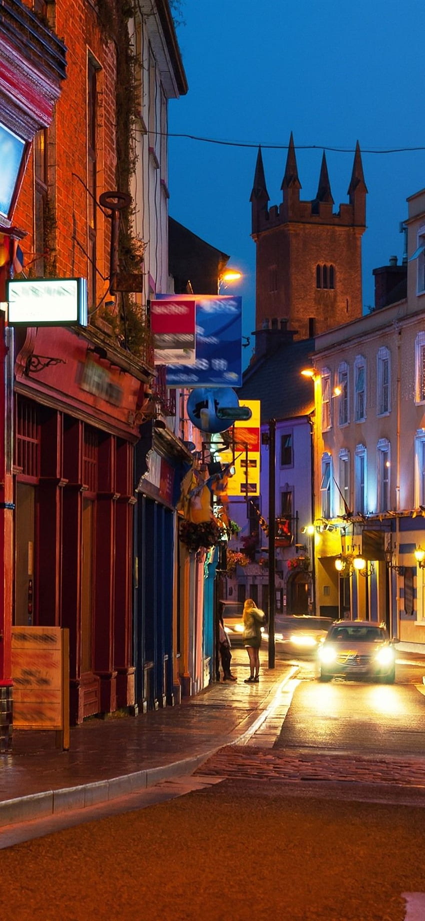 Irlande, Ville la nuit, Maisons, Rue, Lumières IPhone 11 XR , Arrière-plan, , Dublin Fond d'écran de téléphone HD