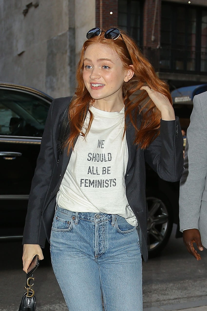 Sadie Sink Street Style - Out In NYC 06 12 2019 HD phone wallpaper