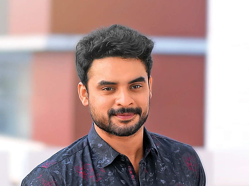 Tovino Thomas: Having done realistic films, I am now embarrassed to do anything else. Malayalam Movie News - Times of India HD wallpaper