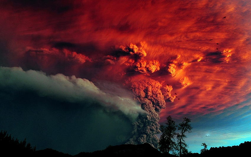 цветове дим от изригване на вулкан 3840×2160. , фон, фон на Tumblr, . Планински пейзаж, пейзаж, вулкан, вулканични изригвания HD тапет