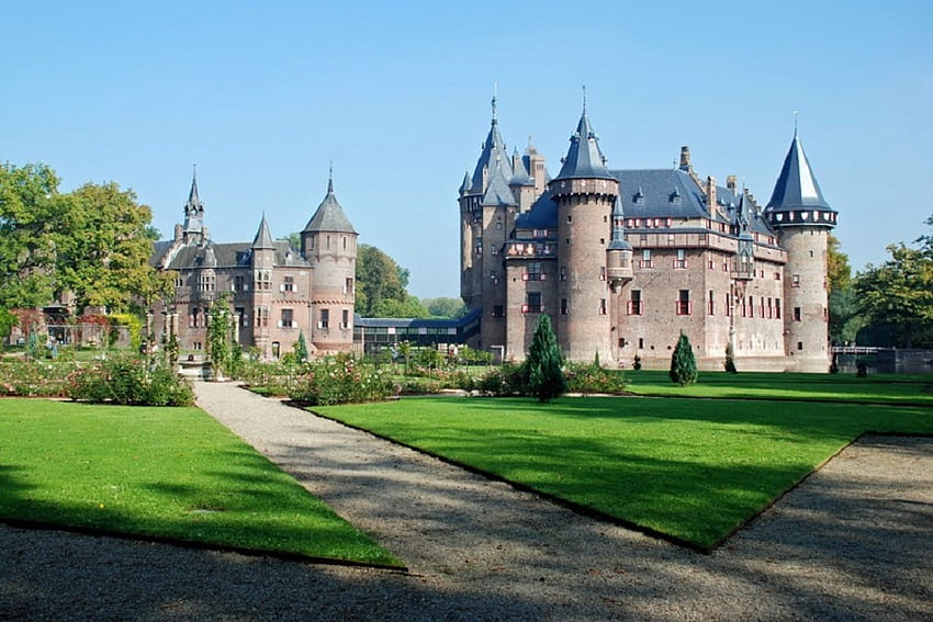 Castle in Haarzuilens, Netherland, trees, grass, sky, castle HD wallpaper