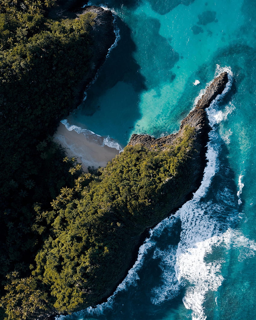Скала, бряг, изглед от въздуха, синьо море HD тапет за телефон