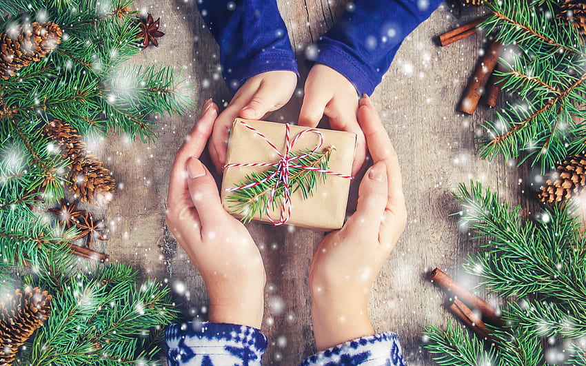 Selamat Natal!, natal, tangan, craciun, kartu, hadiah, tahun baru Wallpaper HD