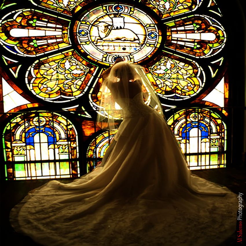 BRIDE IN CHURCH, window, tiffany, glasses, beautiful, bride HD wallpaper