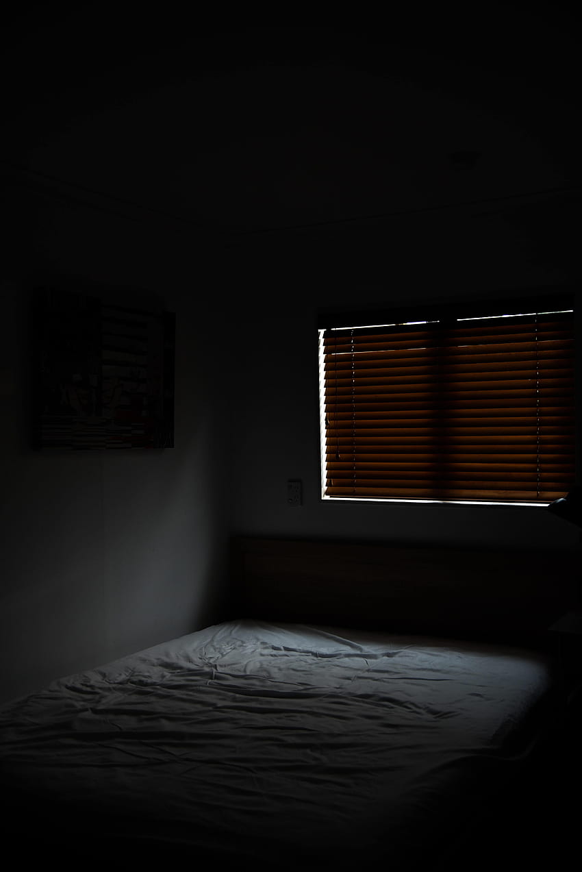 暗い、輝く、光、窓、部屋、ベッド HD電話の壁紙
