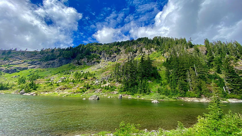 Blick auf die Alpen - Staat Washington - North Cascades, Hügel, Wolken, Bäume, Himmel, USA, See HD-Hintergrundbild
