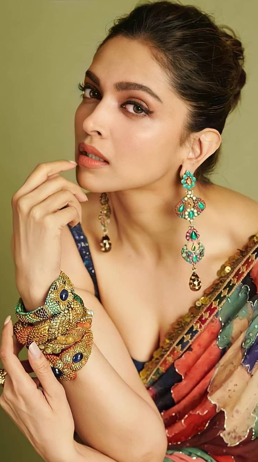 Deepika Padukone, aktris bollywood, belahan dada, pecinta saree wallpaper ponsel HD