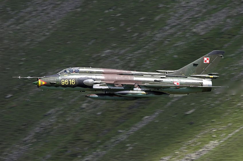 Suchoj Su-22, polskie siły powietrzne, myśliwiec odrzutowy, suchoj, su 22 Tapeta HD